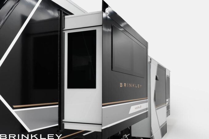 | Model R Full Profile Fifth Wheel Line 31 Model R Fifth Wheels Exterior Square Euro Windows 2027 Brinkley RV