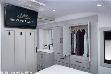 2024 Brinkley RV Model Z 2900 Wardrobe & Dresser