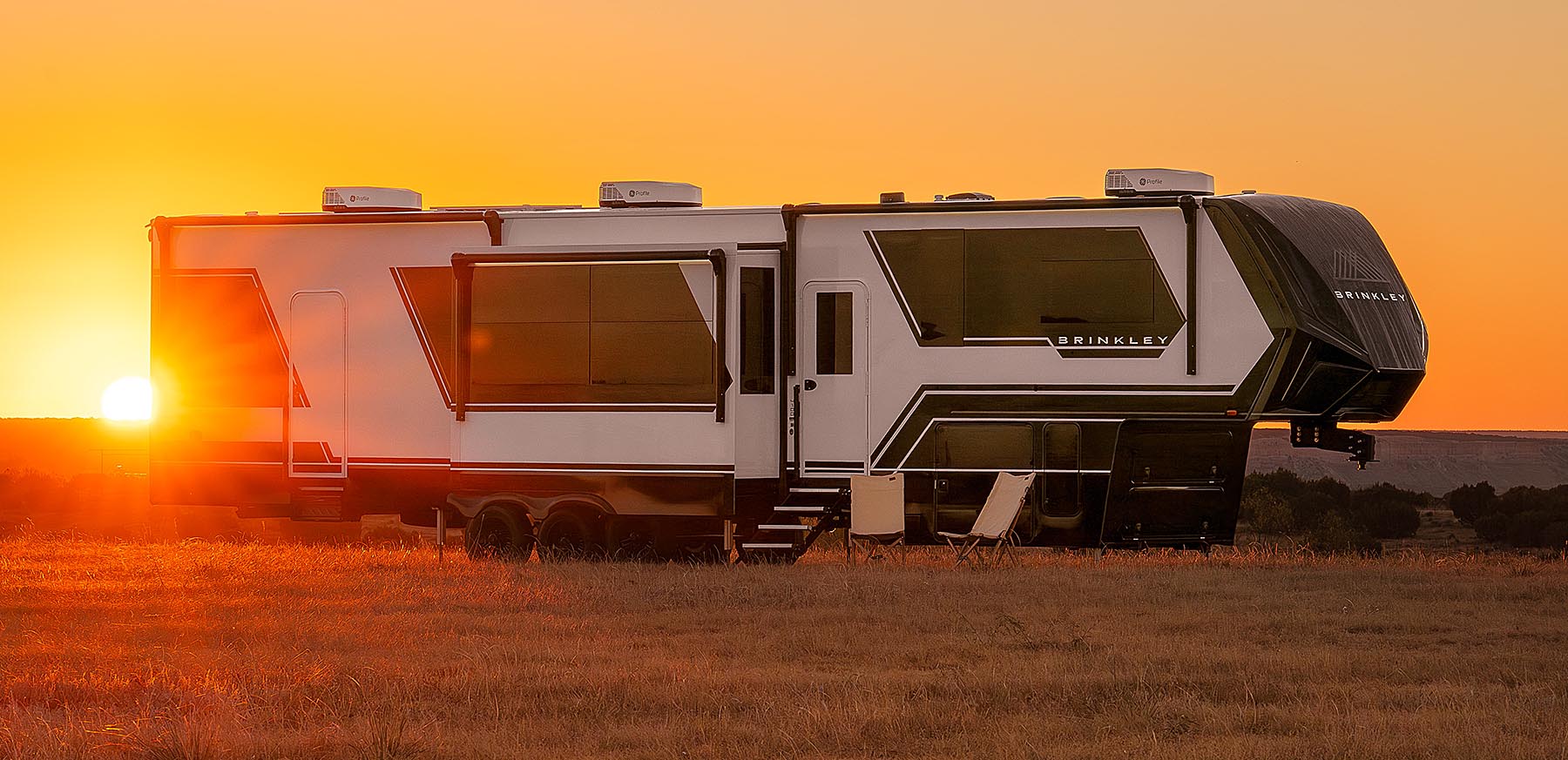 Luxury Fifth Wheel Toy Haulers - Model G