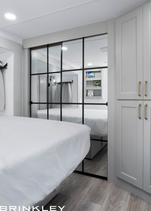 Model Gx 3500x Fifth Wheels Bedroom Closet Closed 2026 Brinkley RV 0760