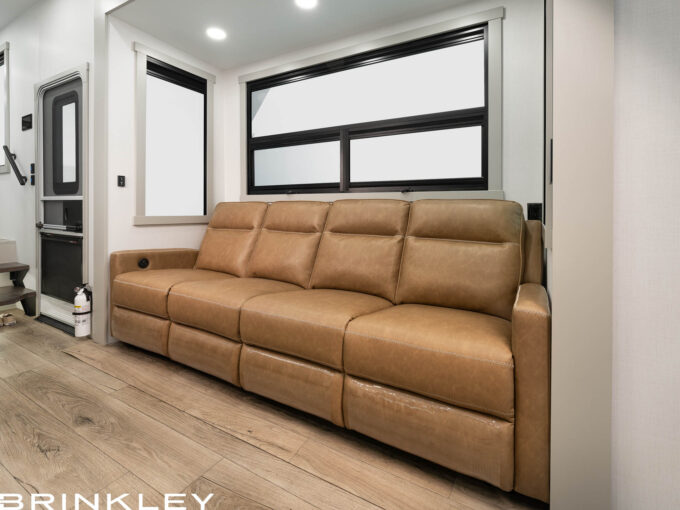 Model Gx 3500x Fifth Wheels Living Room Sofa 4x Recliners 2026 Brinkley RV 0601