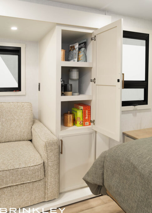 Model Ix 20x Travel Trailers Kitchen Pantry 2026 Brinkley RV 4966