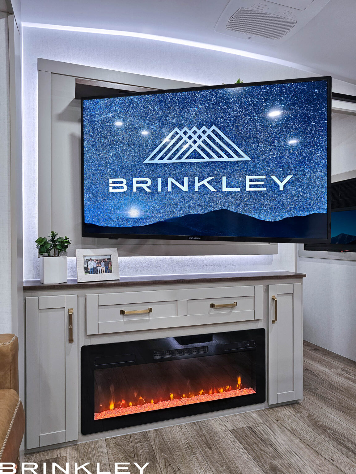Model Z AIR 295 Travel Trailers | Brinkley RV