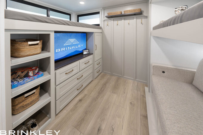 Model Z AIR 315 Travel Trailers Bunkhouse Wardrobe TV Cubbies Ladder 2026 Brinkley RV Model Z AIR Travel Trailers